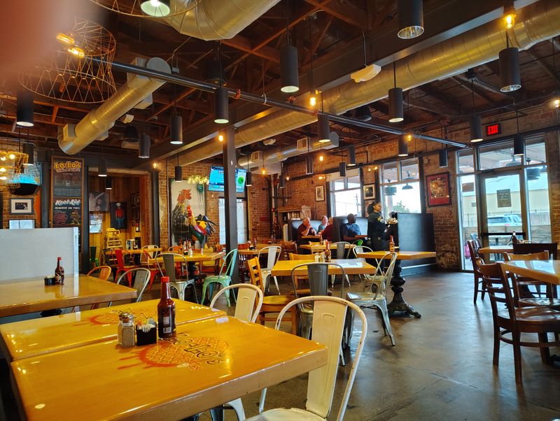 Lo-Lo's Chicken & Waffles