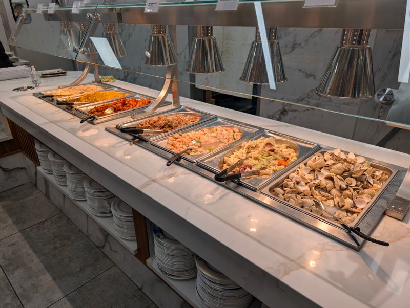 International Cuisine Stations Offering Global Flavors