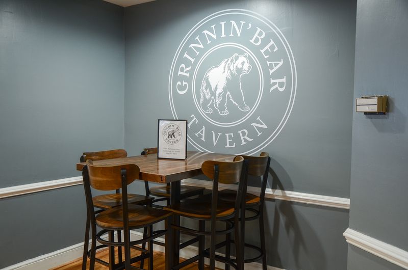 Grinnin’ Bear Tavern, Lynchburg