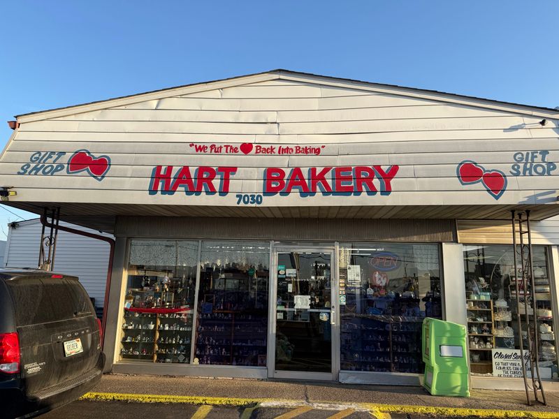 Hart Bakery & Gifts