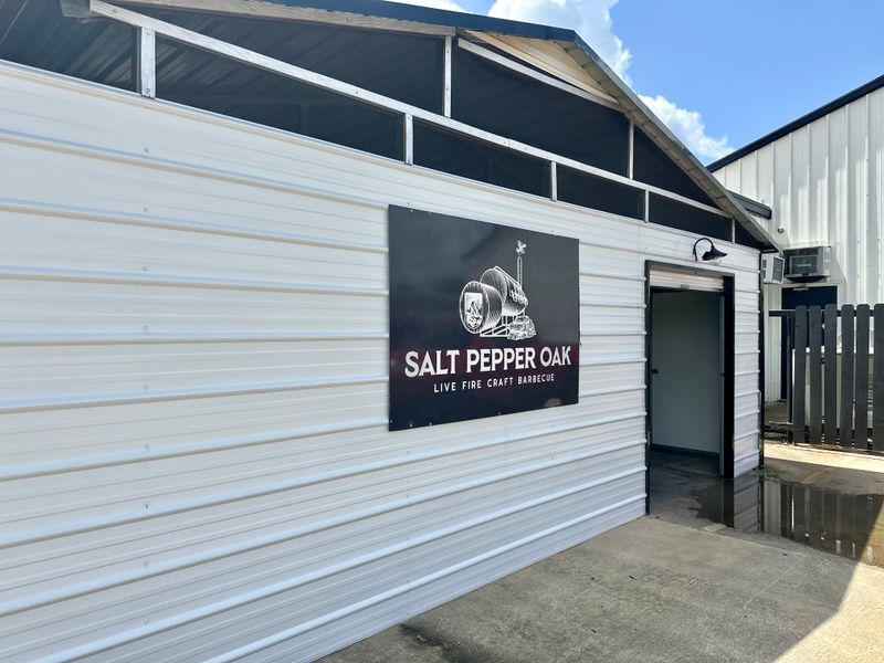 Salt Pepper Oak, Baton Rouge