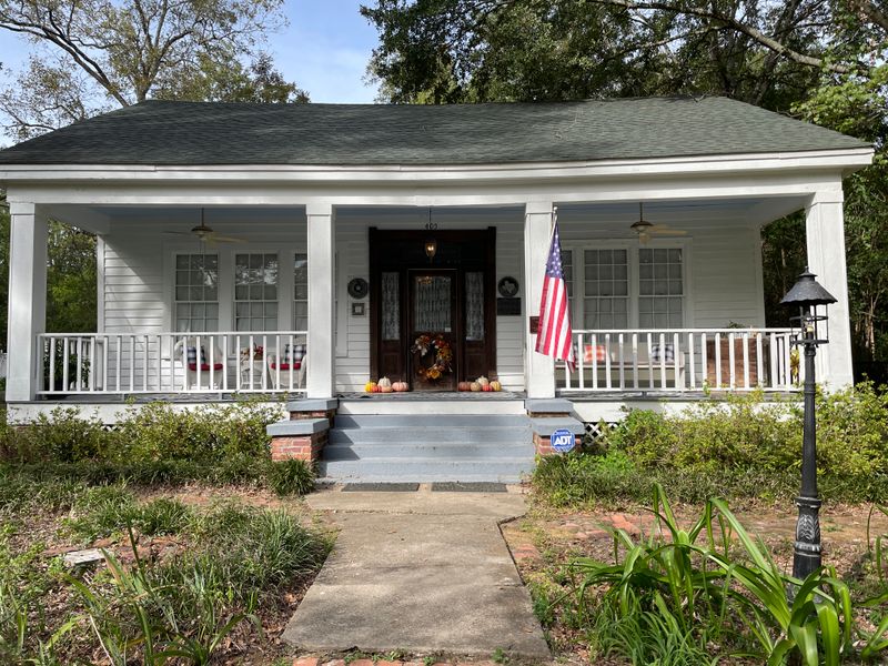 Jefferson: Victorian River Town