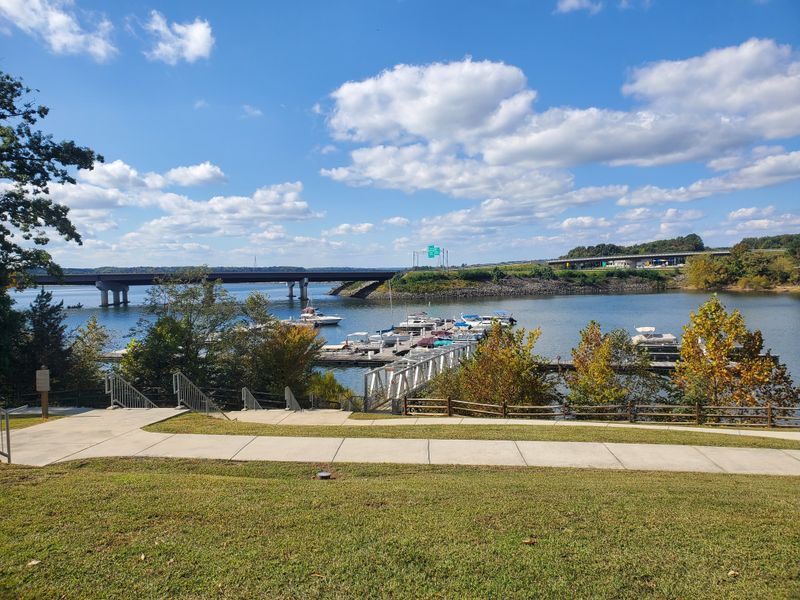 Clarksville Connection and Modern Community