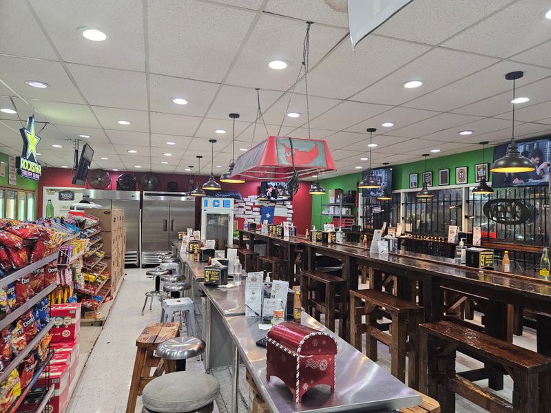 Gino's Deli @ Stop & Buy, Texas