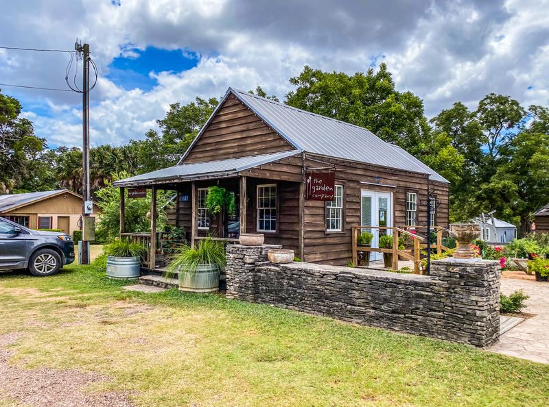Backroad Drives With Easy Smiles