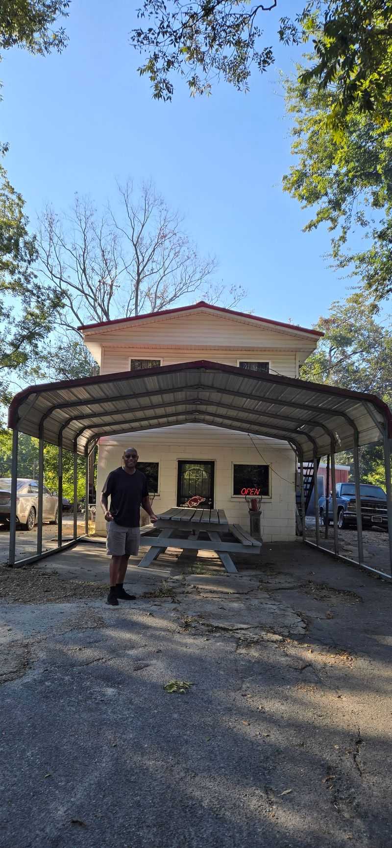 A Casual Dress Code and Relaxed Vibe