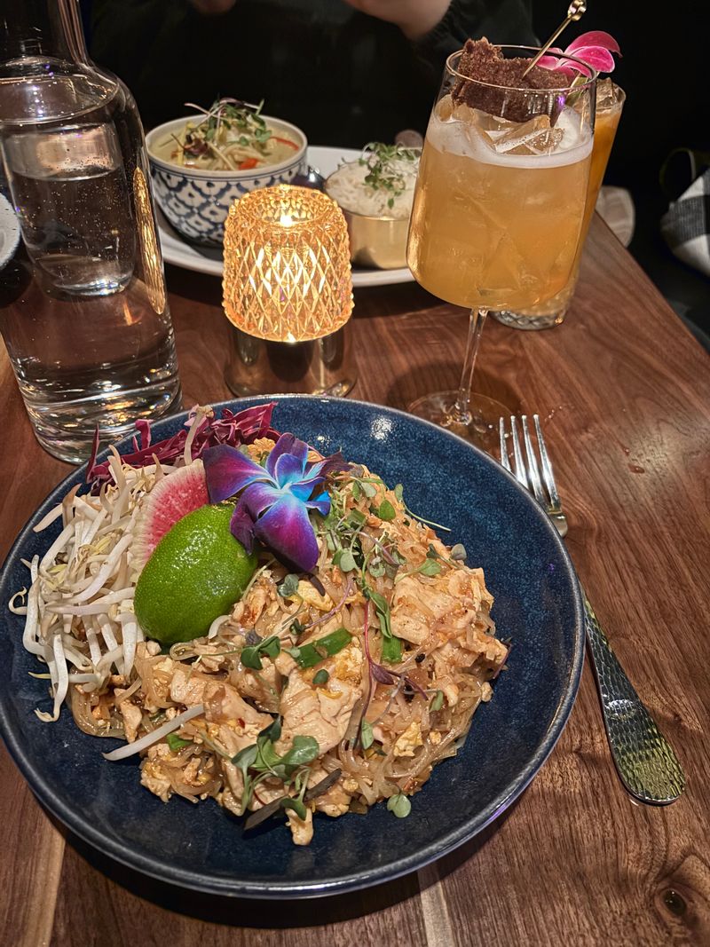 The Pad Thai Lives Up To The Hype