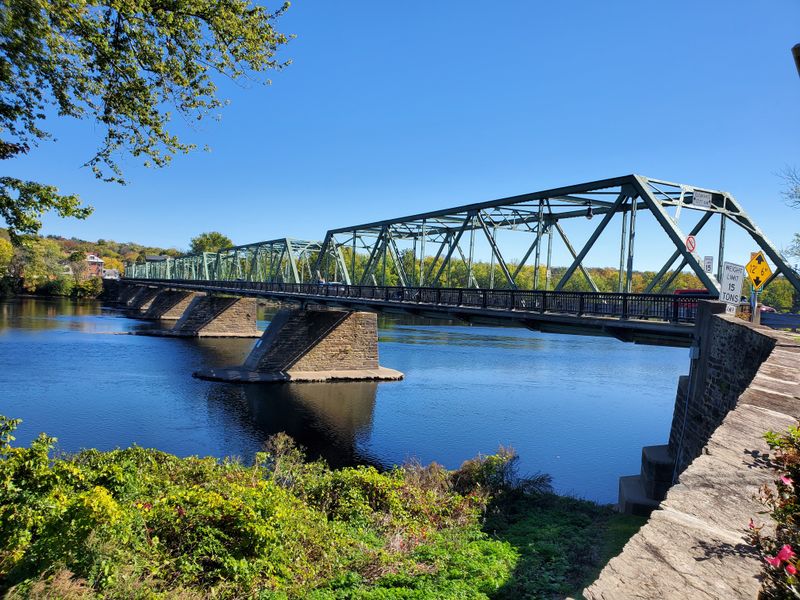 Historic Delaware River Bridge Views That Steal the Show