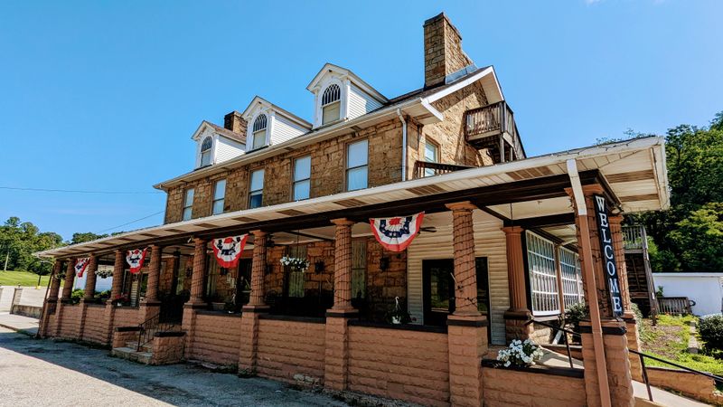The Stonehouse Inn, Bellefonte
