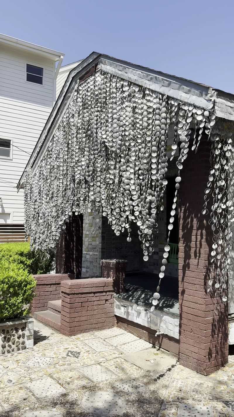 The Beer Can House (Houston)