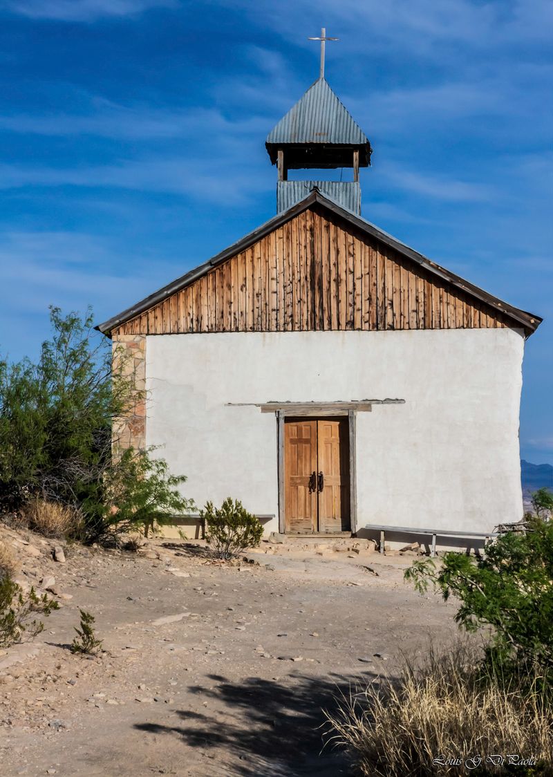 Unique Desert Dining Experiences