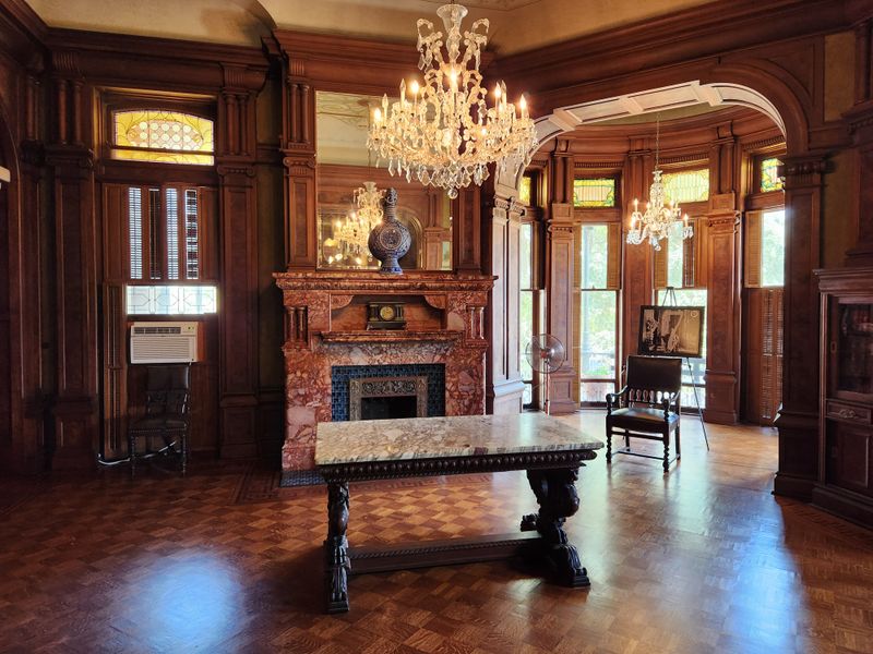 The Gift Shop's Charming Treasures