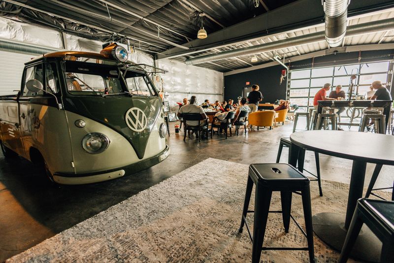 Wolfsmiths Coffee, Texas