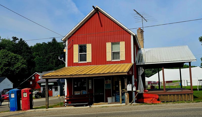 The Way Amish Communities In Ohio Are Commonly Portrayed