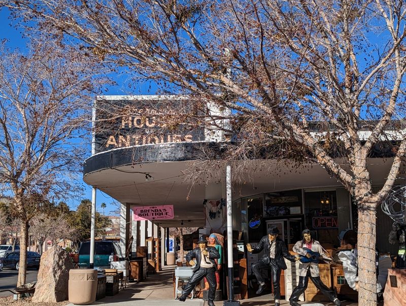 Boulder City Location Makes It A Smart Detour