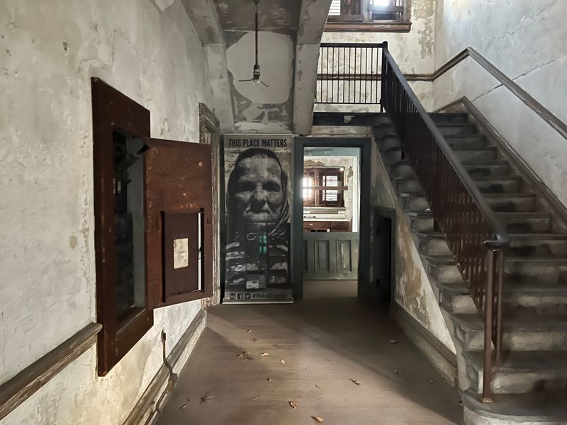 The Infectious Disease Laboratory and Research Facilities