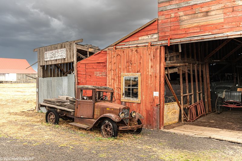 Antique Car Displays Create Perfect Photo Ops