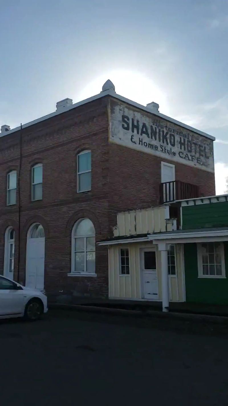 The Historic Shaniko Hotel Dominates the Skyline