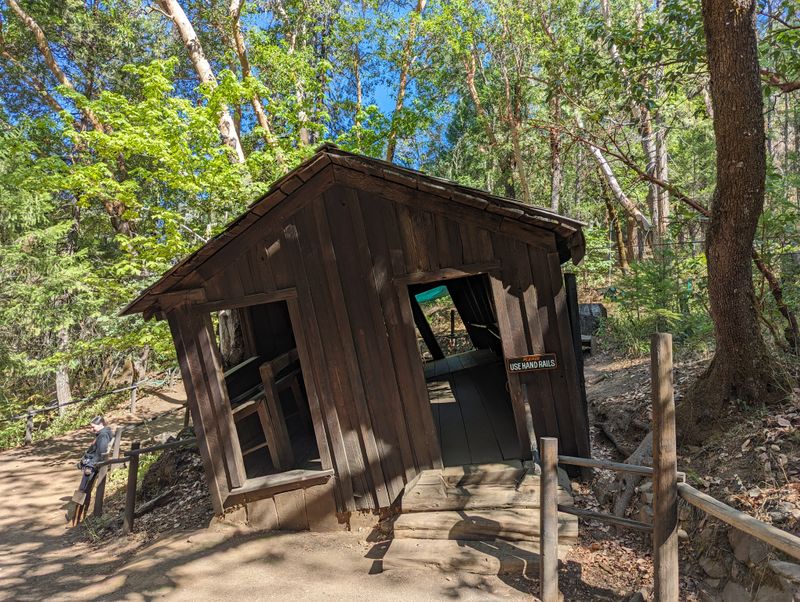 The Oregon Vortex and House of Mystery in Gold Hill