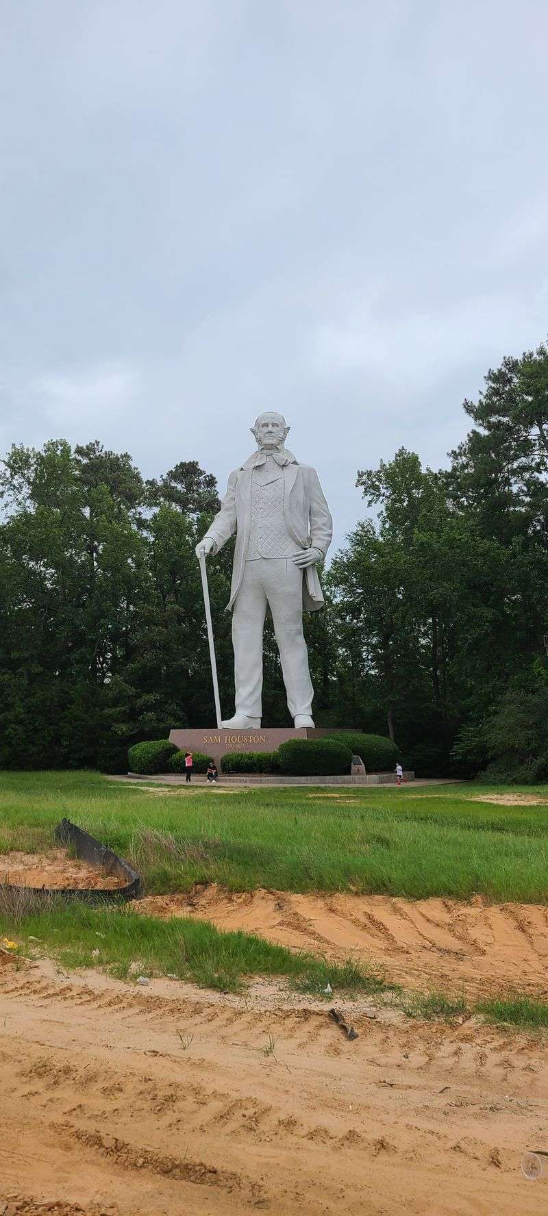 Roadside Attraction That Sparks Endless Debates