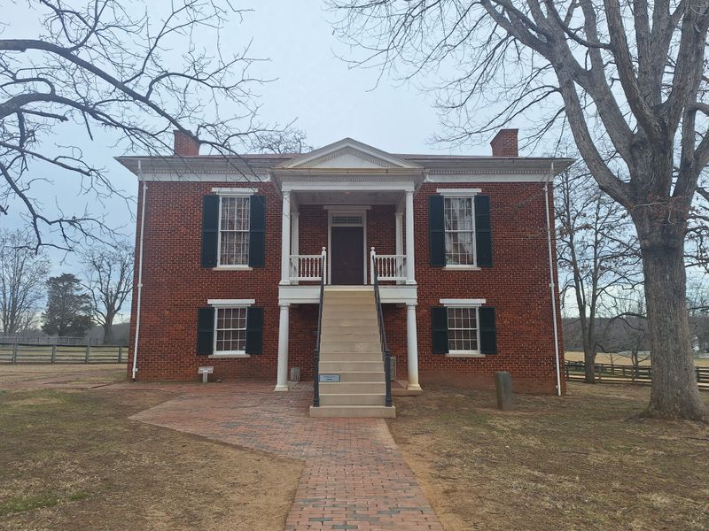 The Visitor Center That Sets the Stage