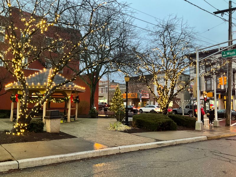 Main Street That Feels Like a Warm Hug