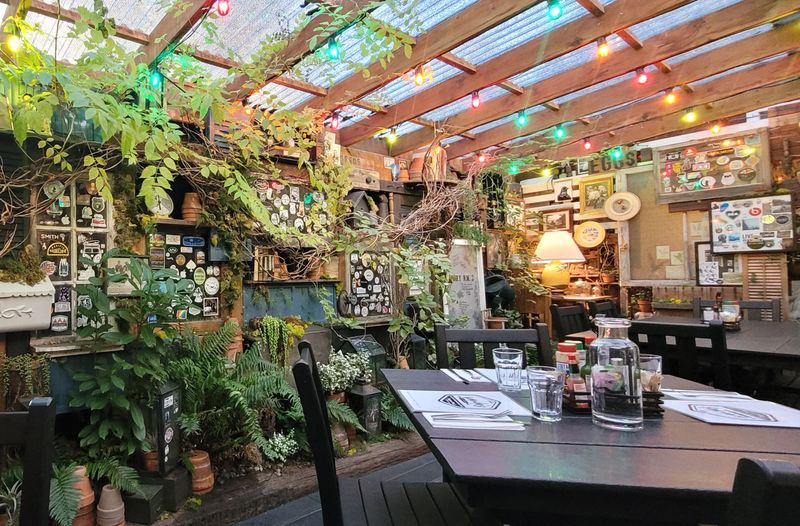 Wanda's Cafe + Bakery in Nehalem