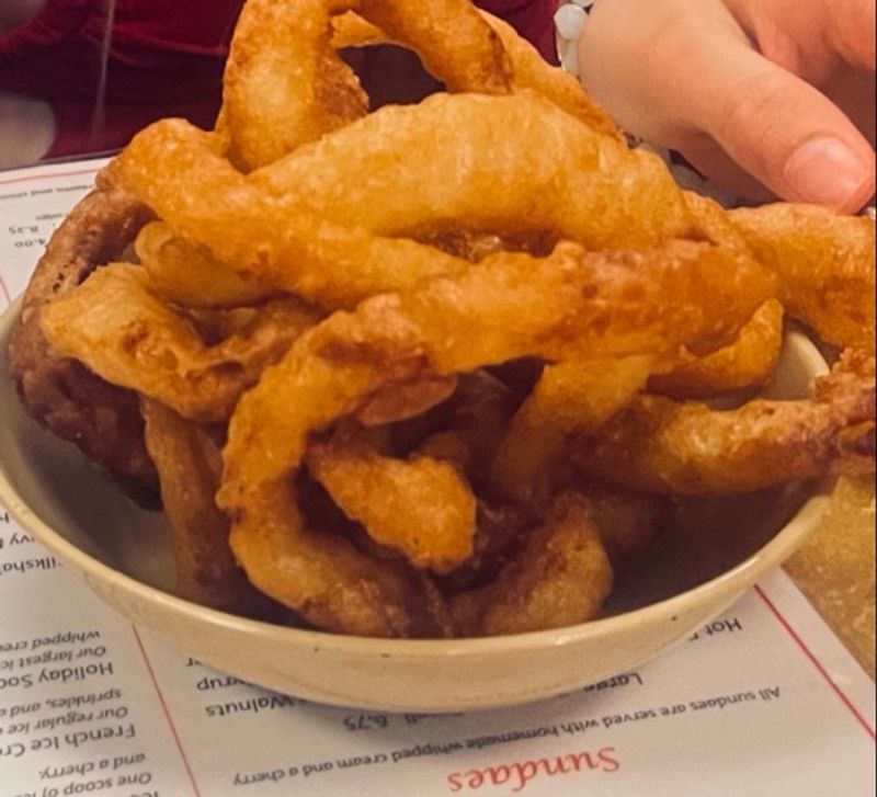 Onion Rings Worth the Pilgrimage