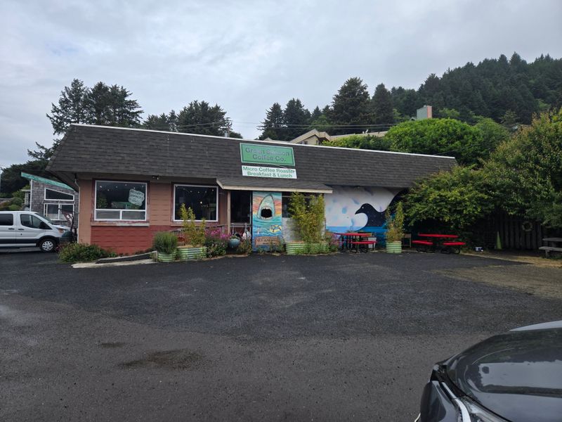 Green Salmon Coffee Company, Yachats