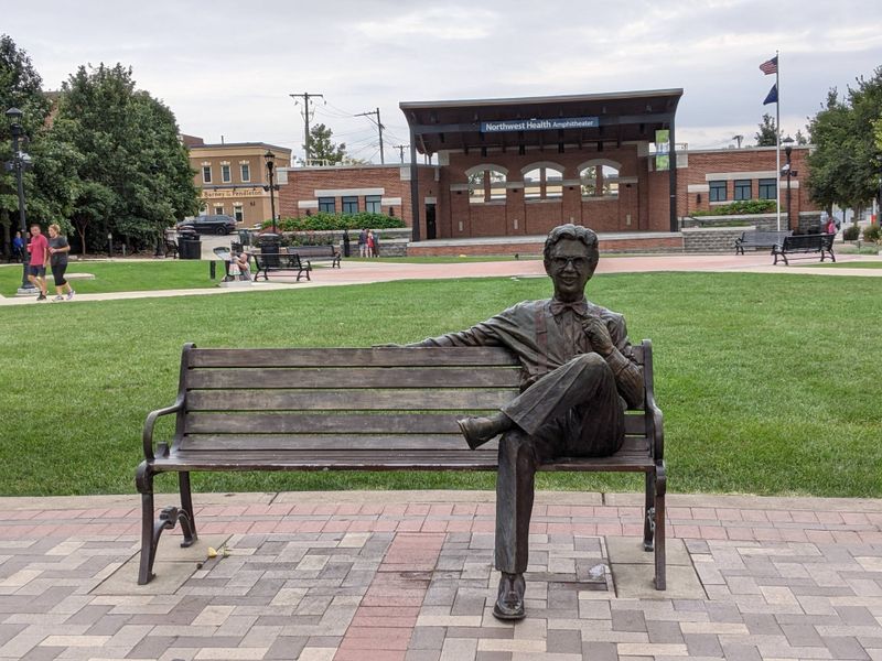 Pop-Up Art Installations Appear in Unexpected Places All Summer Long