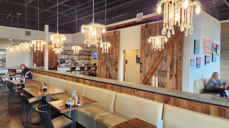 Bramble Breakfast & Bar, Jenks