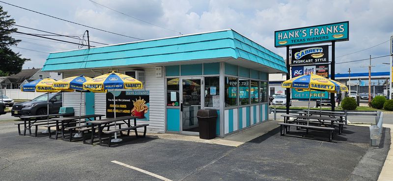 Hank's Franks, 210 US-46, Lodi, NJ 07644
