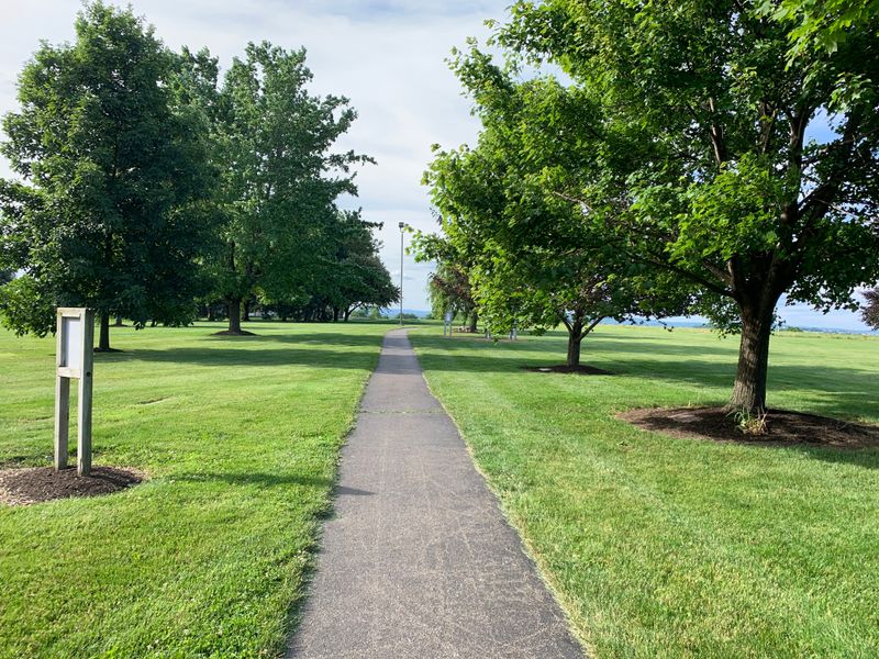 Human-Scale Communities Feel More Personal