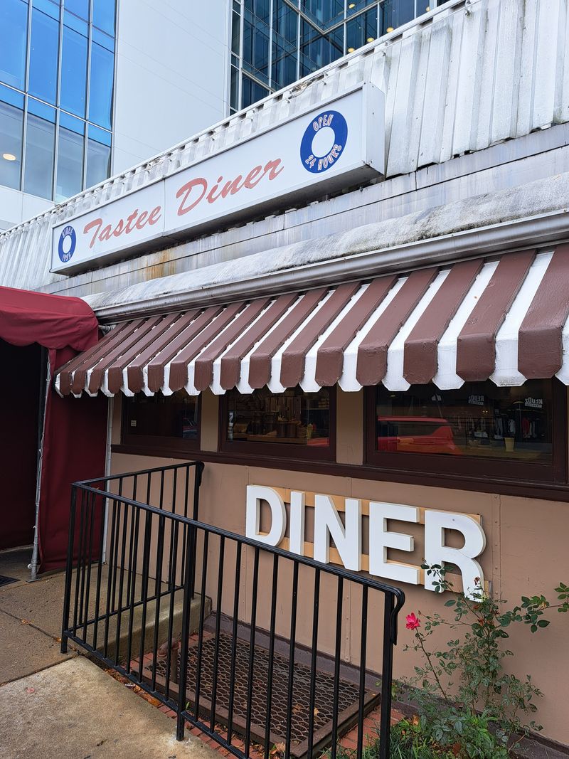 Tastee Diner, Bethesda