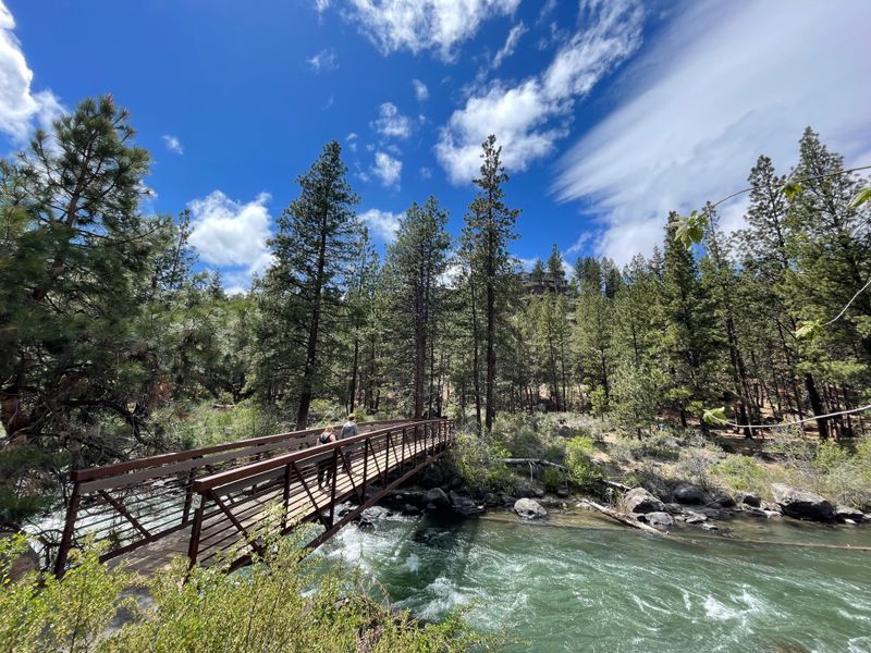 Deschutes River Trail, Bend Section