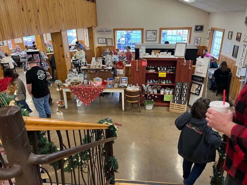 A Hidden Gem Off the Highway