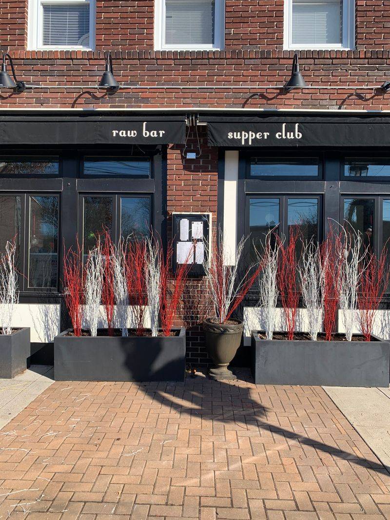 Fresh Oyster Selection That Travels From Coast To Coast