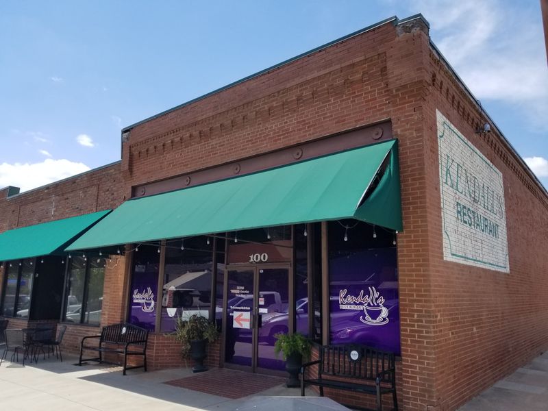 A Humble Exterior That Hides a Culinary Treasure