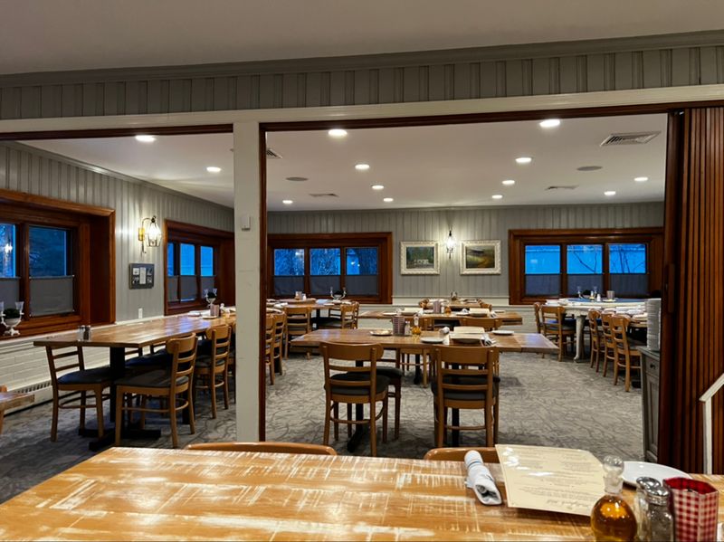 Legendary Fried Chicken That Lives Up to the Hype