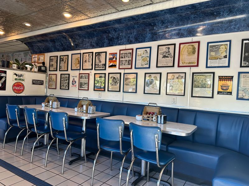 The Authentic 1950s Rail Car Atmosphere