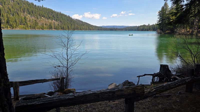 Suttle Lake