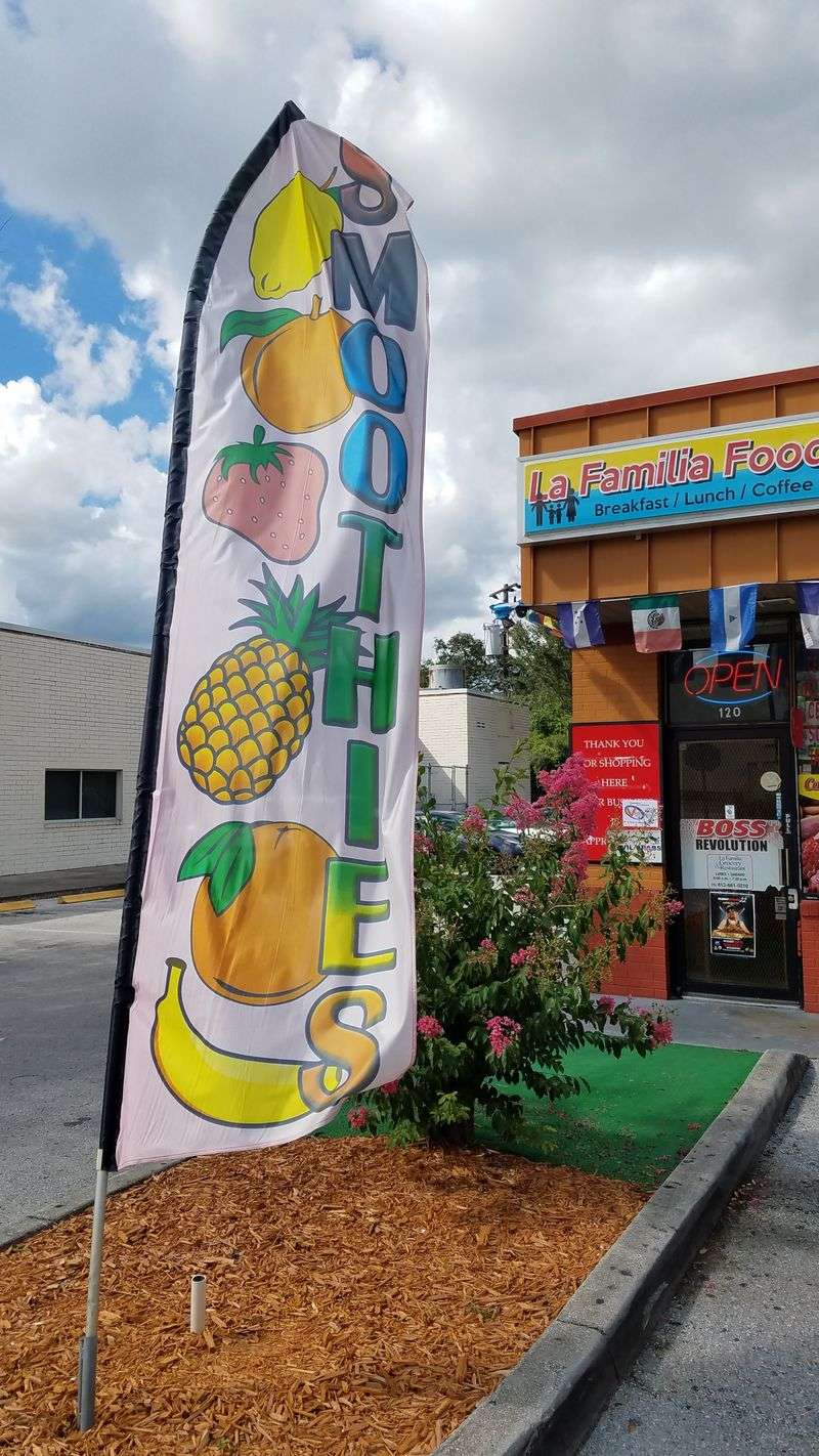 La Familia Food & Grocery