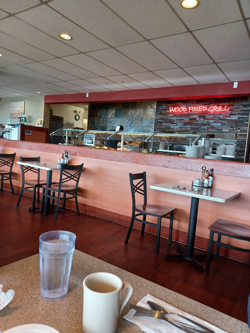 Hilltop Buffet and Grill, Newport