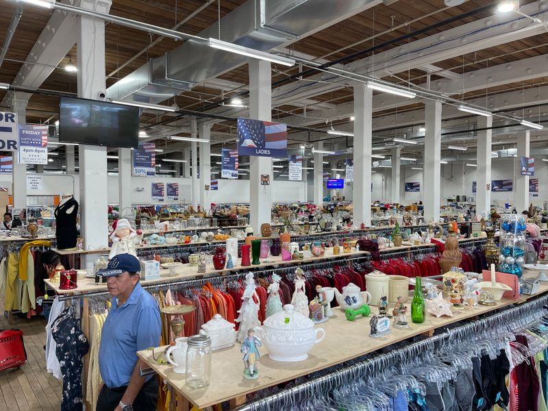 Color-Coded Tag System for Daily Discounts