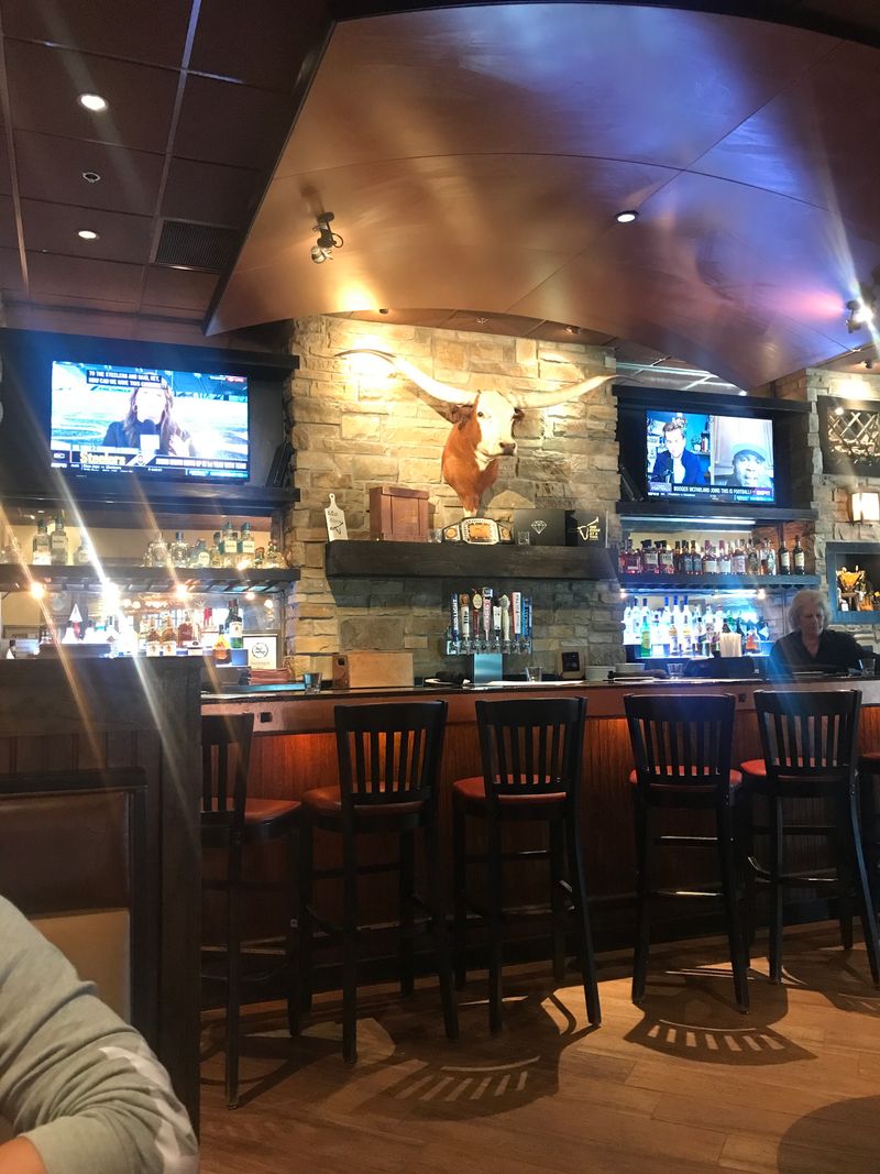 Longhorn Restaurant & Pub