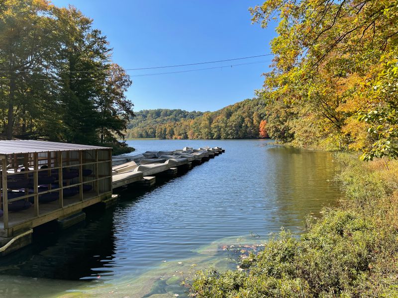 Close Proximity to Nashville and Brown County Attractions