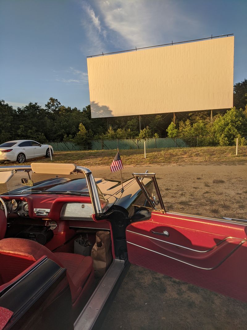 Nostalgic Atmosphere and Retro Charm