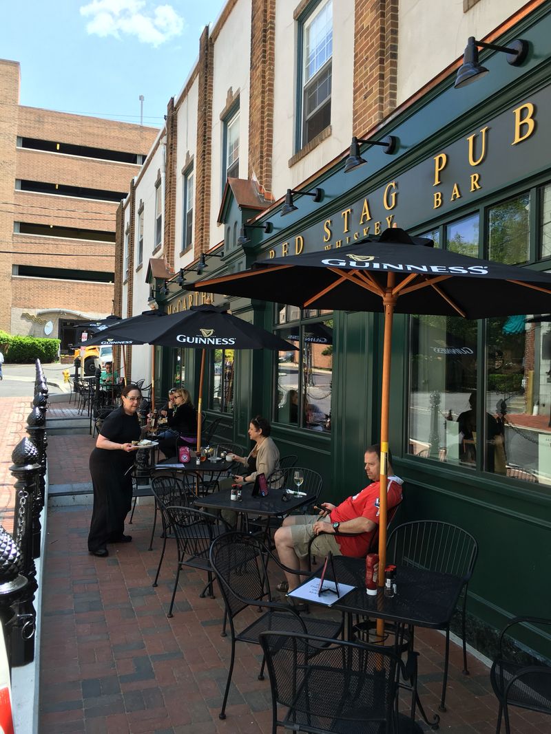 Red Stag Pub