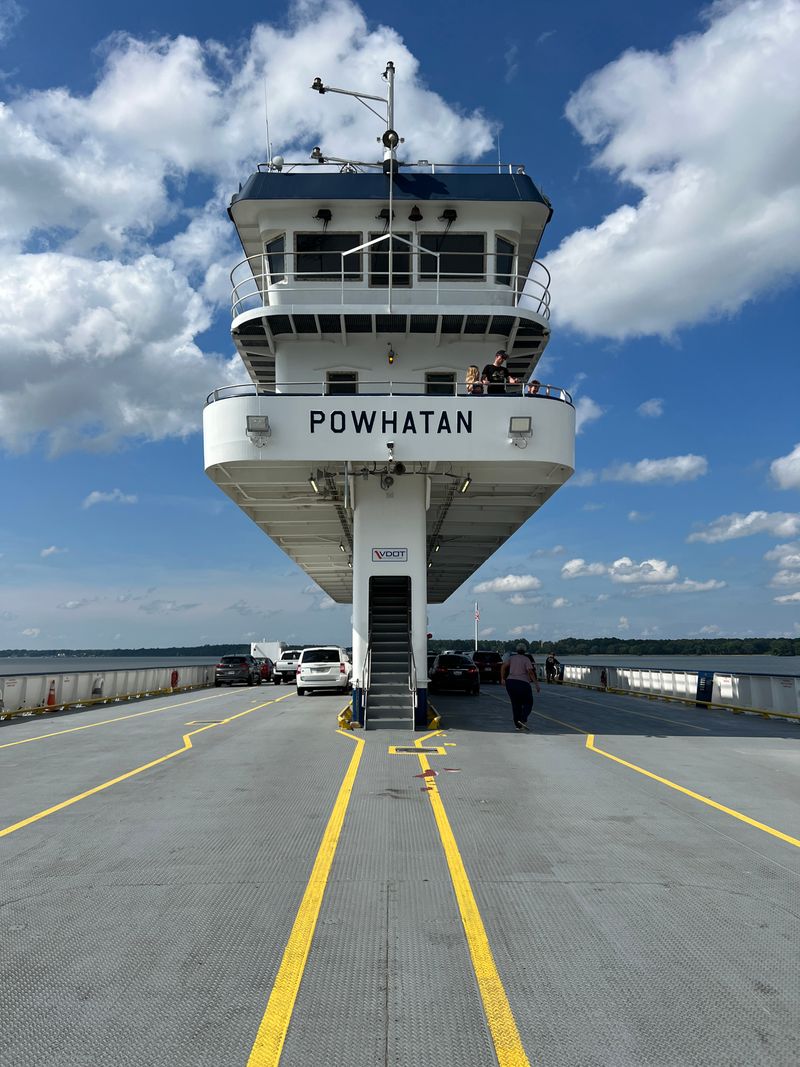 Jamestown-Scotland Ferry