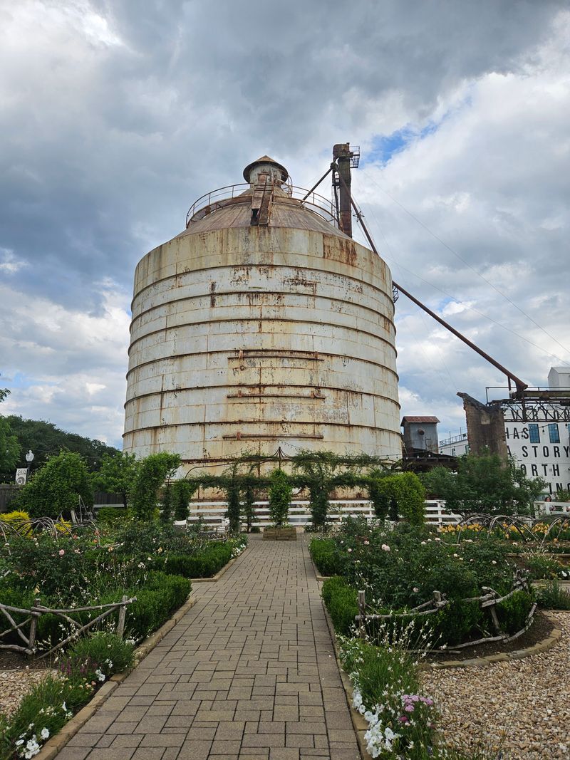 Magnolia Market at the Silos Offers Shopping and Scenery